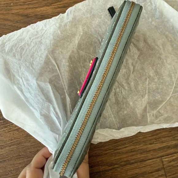 NWT Marc Jacobs Ostrich Zip Around Wallet - Gray / Pink - Picture 3 of 9